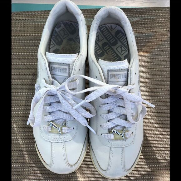 Beautiful sneakers by Puma in size 71/2 - Picture 1 of 8